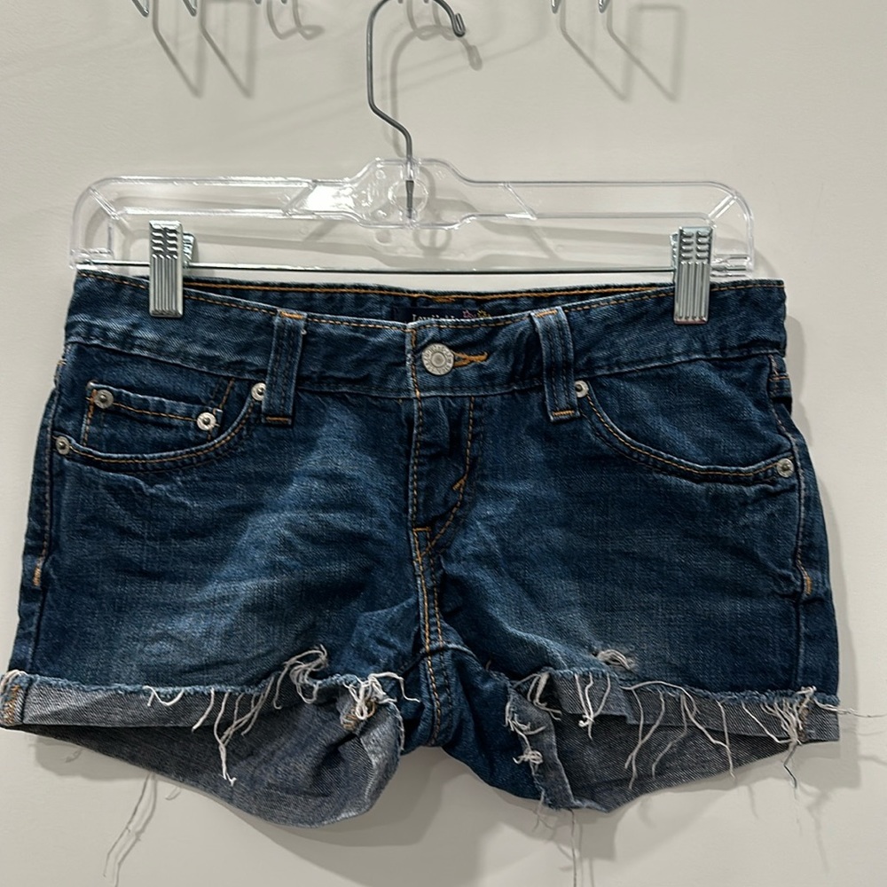 Women’s Levi’s Jean shorts